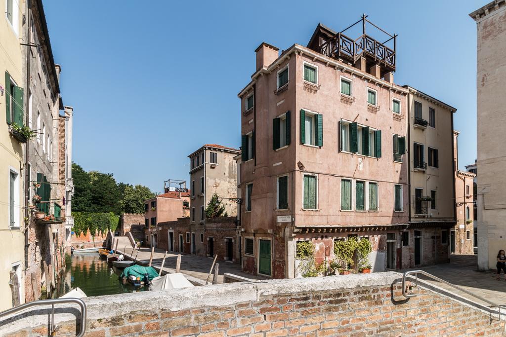 7 Windows On Venedig Exterior foto